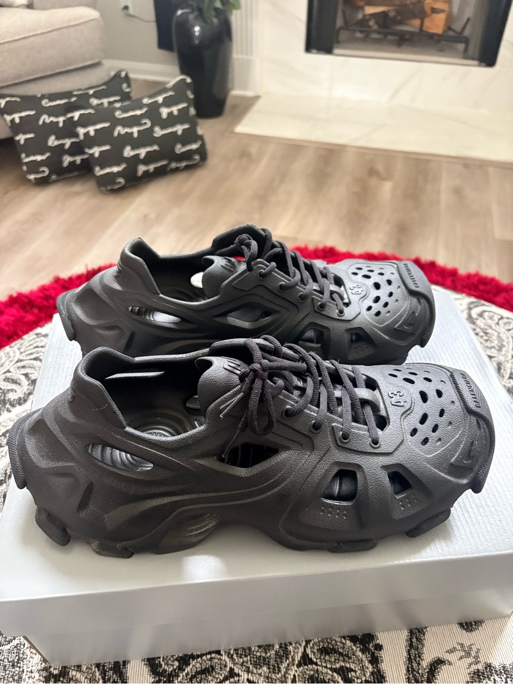 BALENCIAGA HD Monocolor Sneaker Black Size EU43/US10 Authentic w/ Box & Dust Bag